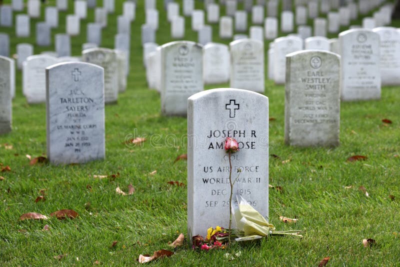 Washington DC - Juni 01, 2018: Arlington nationell kyrkogård royaltyfria bilder Washington DC - Juni 01, 2018: Arlington nationell kyrkogård royaltyfria bilder