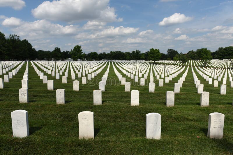 Washington DC - Juni 01, 2018: Arlington nationell kyrkogård arkivfoton Washington DC - Juni 01, 2018: Arlington nationell kyrkogård arkivfoton