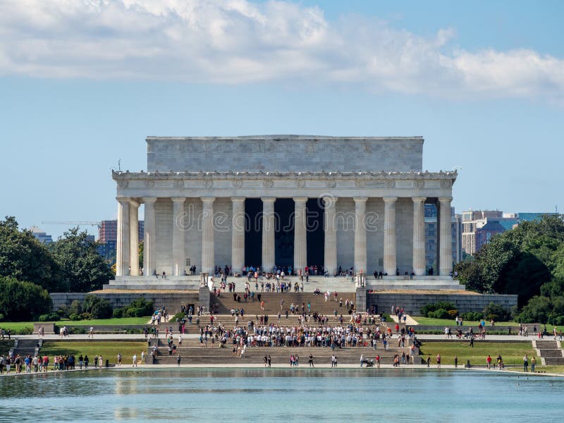Washington, District of Columbia, Verenigde Staten van Amerika: [ Abraham Lincoln Memorial en zijn standbeeld in de Griekse kolom