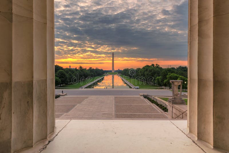 Washington Monument Sunrise imagen de archivo libre de regalías Washington Monument Sunrise imagen de archivo libre de regalías