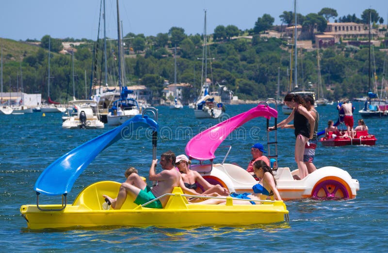 Wasserautos und Yachten in Mallorca, Spanien stockfoto Wasserautos und Yachten in Mallorca, Spanien stockfoto