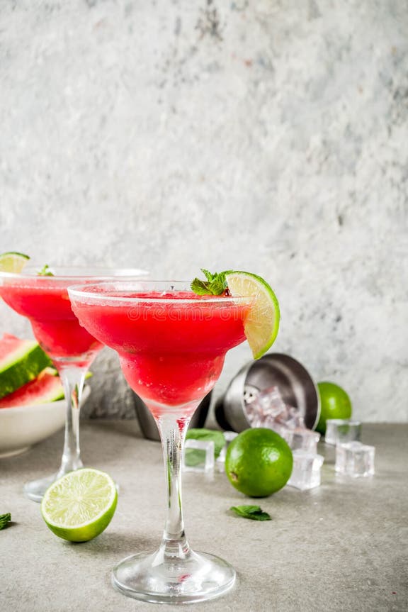 Wassermelone Margaritacocktail Stockfoto - Bild von frisch, eingefroren ...
