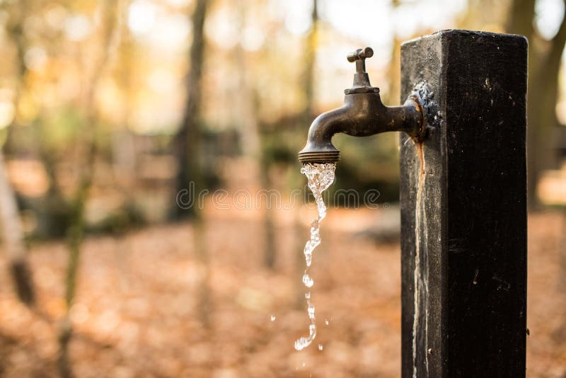 Wasting the Water stock images Wasting the Water stock images
