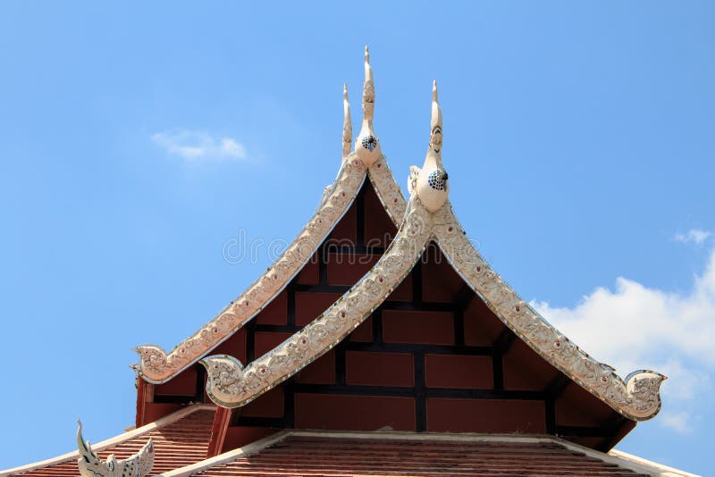Wat Chai Mongkon - buddistisk tempel, Chiang Mai Thailand royaltyfri bild Wat Chai Mongkon - buddistisk tempel, Chiang Mai Thailand royaltyfri bild