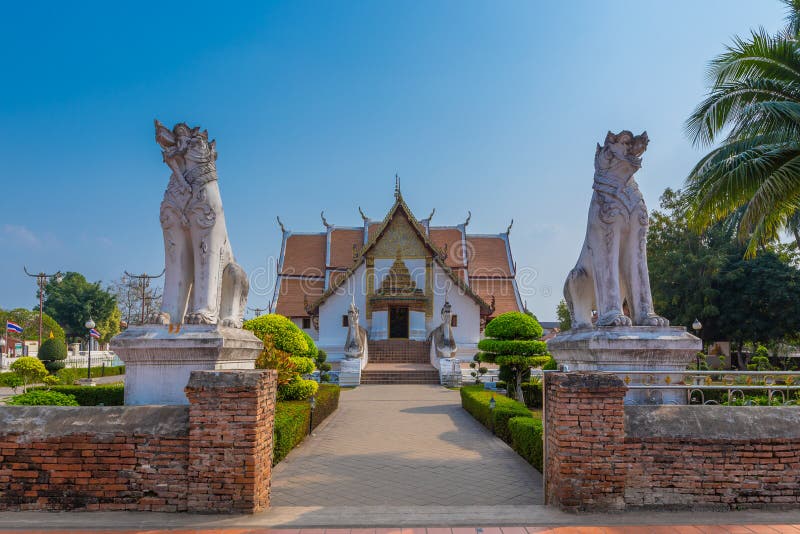 Wat Phumin es un templo tradicional tailandés único de la provincia de NaN foto de archivo libre de regalías Wat Phumin es un templo tradicional tailandés único de la provincia de NaN foto de archivo libre de regalías