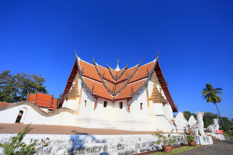 Wat Phumin Temple bei Nan Province, Thailand mit blauem Himmel, Jan. 22,2016 stockfotos Wat Phumin Temple bei Nan Province, Thailand mit blauem Himmel, Jan. 22,2016 stockfotos