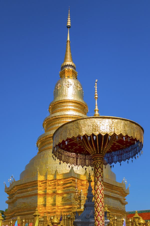 Wat Prathat Lampang Luang Lampang, Thailand royaltyfri foto Wat Prathat Lampang Luang Lampang, Thailand royaltyfri foto