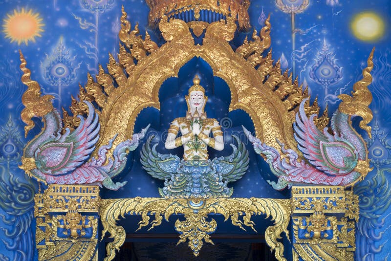 Wat Rong Sua Ten Chiang-rai Thailand lizenzfreie stockbilder Wat Rong Sua Ten Chiang-rai Thailand lizenzfreie stockbilder