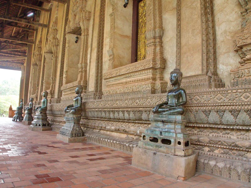 Wat Si Muang eller Simuong är en buddistisk tempel som lokaliseras i Vientian arkivbild Wat Si Muang eller Simuong är en buddistisk tempel som lokaliseras i Vientian arkivbild