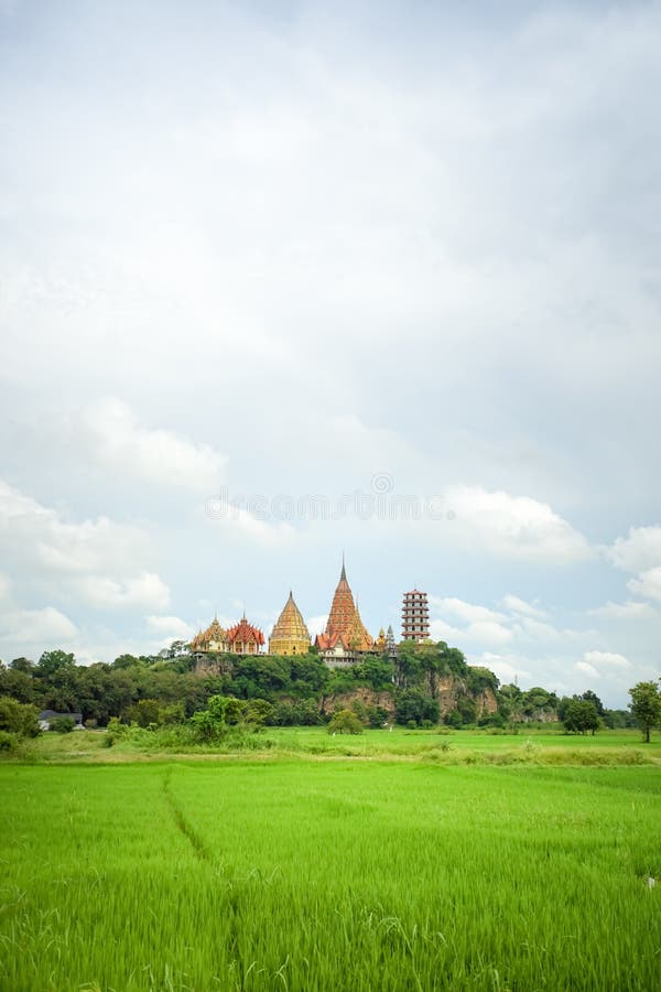 Wat Thum Sua - Tiger Cave Temple i Kanchanaburi, Thailand arkivbild Wat Thum Sua - Tiger Cave Temple i Kanchanaburi, Thailand arkivbild