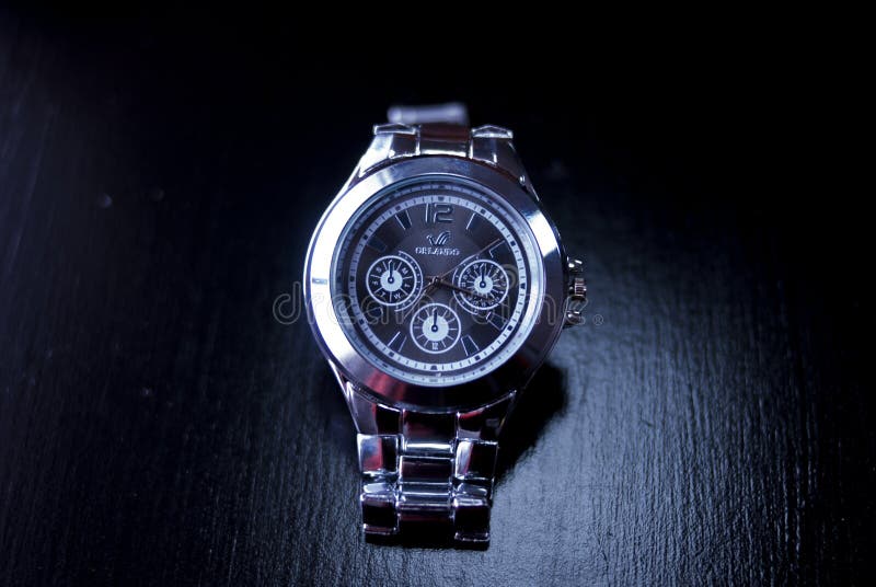 Watch, Watch Accessory, Watch Strap, Close Up Picture. Image 134212816