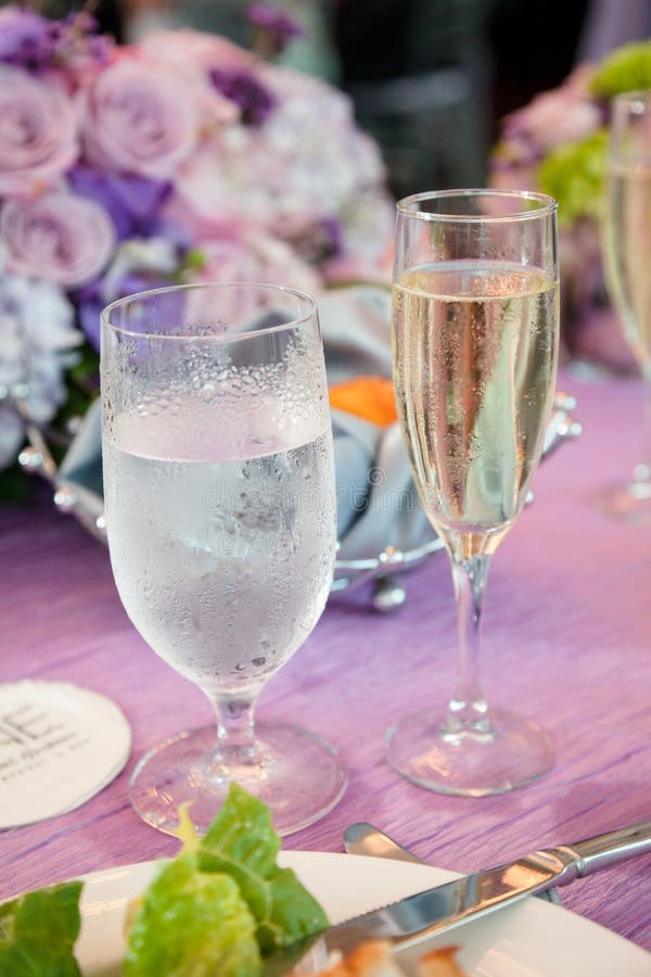 Water and champagne on wedding table