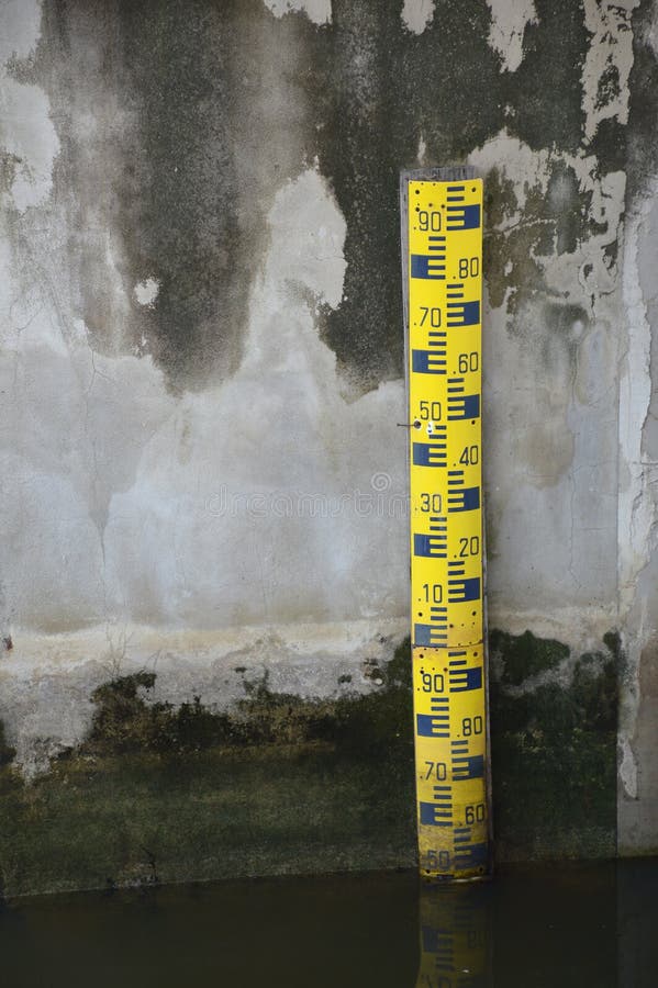 Water level staff gauge stock image. Image of measure 83521757