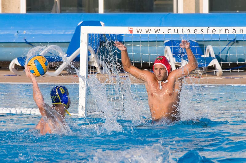 Water polo players editorial photography. Image of spanish 20425407
