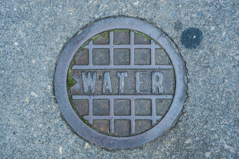 Cast Iron Water Valve Cover Stock Image Image of diamond, hatch 7960141