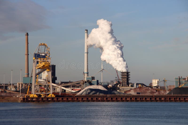 Tata Steel Plant Ijmuiden Holanda Foto de archivo - Imagen de