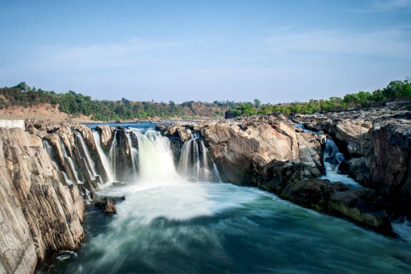 Waterfall bhedaghat stock image. Image of landscape - 124431571