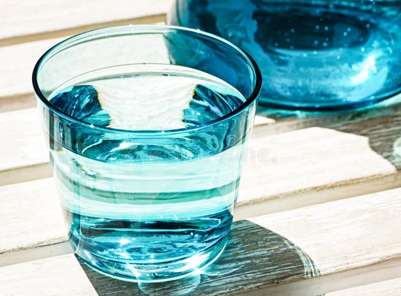 Waterglass royaltyfri bild Waterglass royaltyfri bild