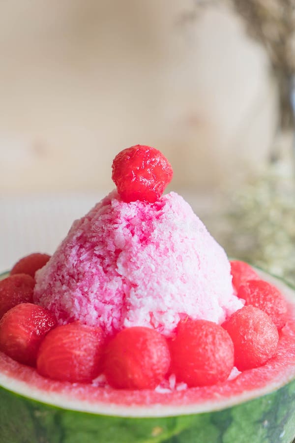 Watermelon bingsu dessert stock image. Image of cantaloupe 92885585