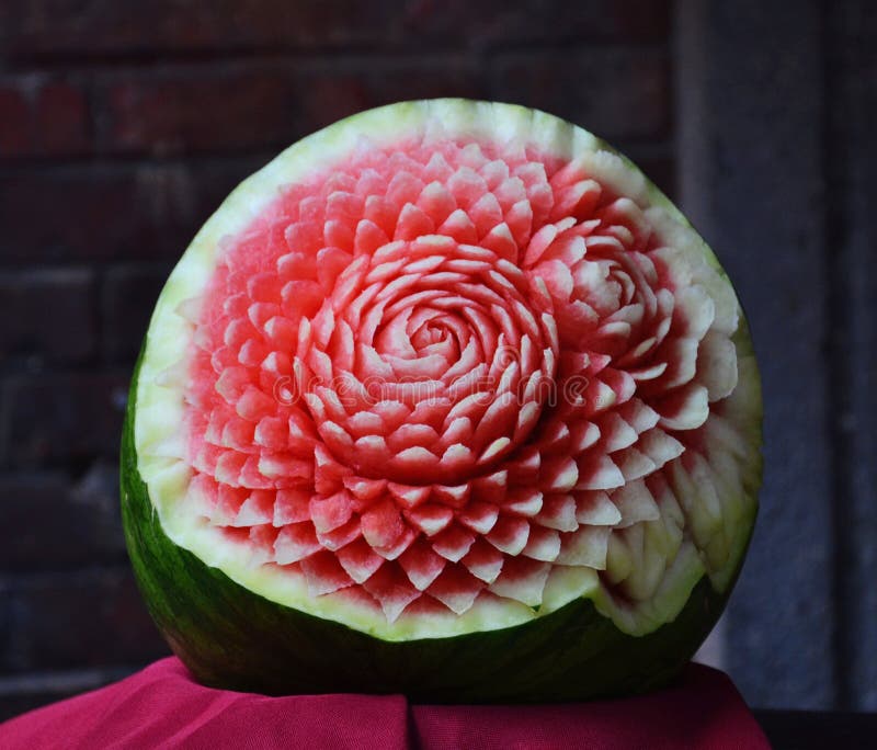 Watermelon carving flowers stock image. Image of carving 31525383