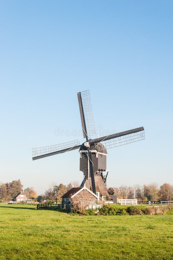 Watermill histórico nos Países Baixos fotografia de stock Watermill histórico nos Países Baixos fotografia de stock