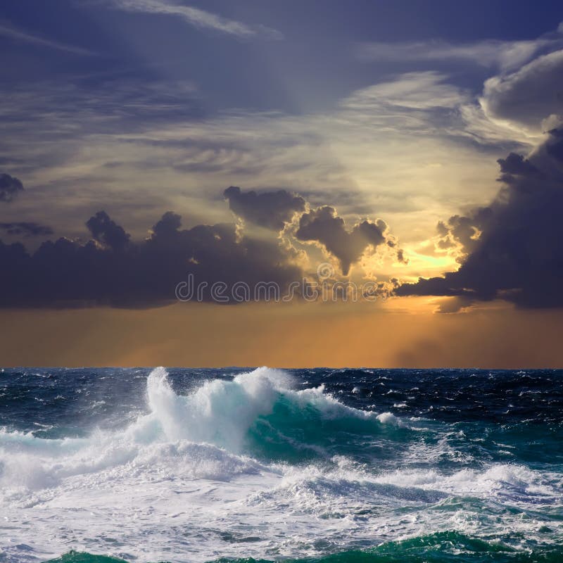 Wave during storm in sunset royalty free stock images Wave during storm in sunset royalty free stock images