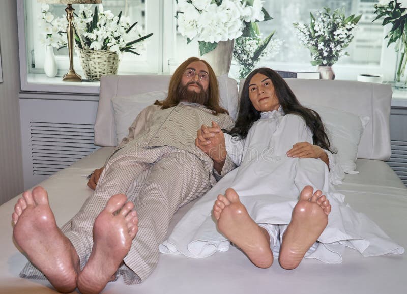 wax figure of John Lennon and Yoko Ono.