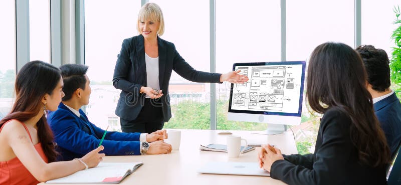 Website design software provide modish template for online retail business royalty free stock photography