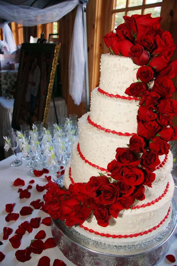 Wedding Cake stock photo. Image of champagne, tall, white 78434452