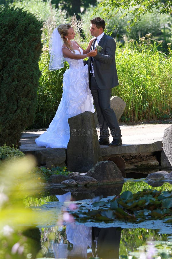 Wedding couple in park