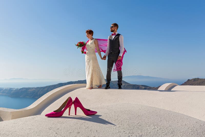 Wedding couple on the roof stock photography Wedding couple on the roof stock photography