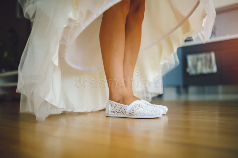 bride white sneakers