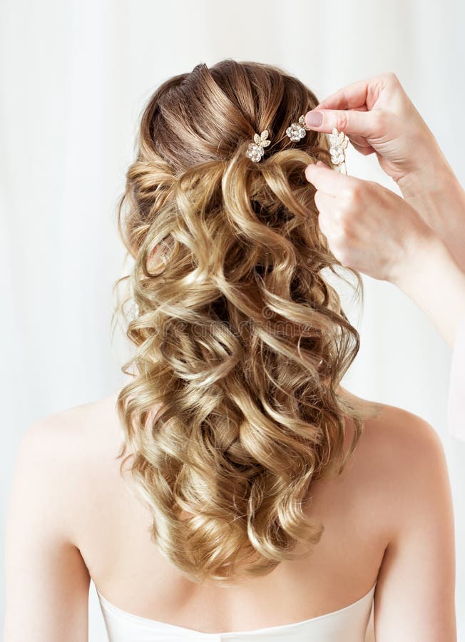 Wedding Hair Style Back Side View. Bride Wavy Hairstyle Accessory Rear View  Close Up. Hairdresser Putting Flower Crystal Hairpin Stock Image - Image of  bright, cosmetics: 217094259