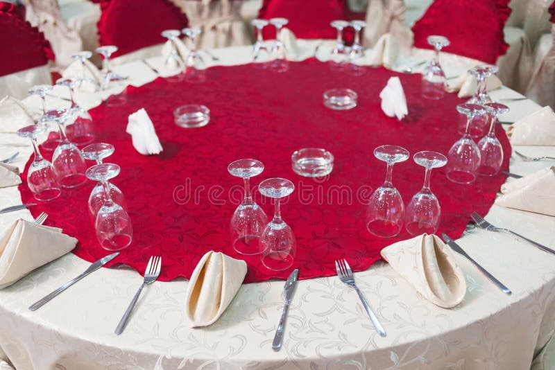 Wedding party table