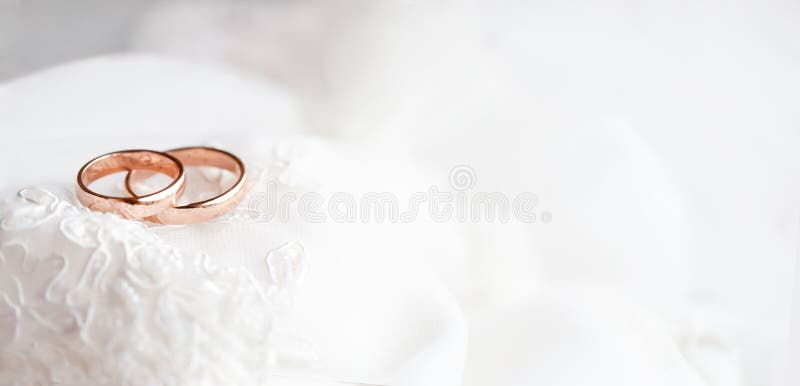 Joanne Wedding Rings