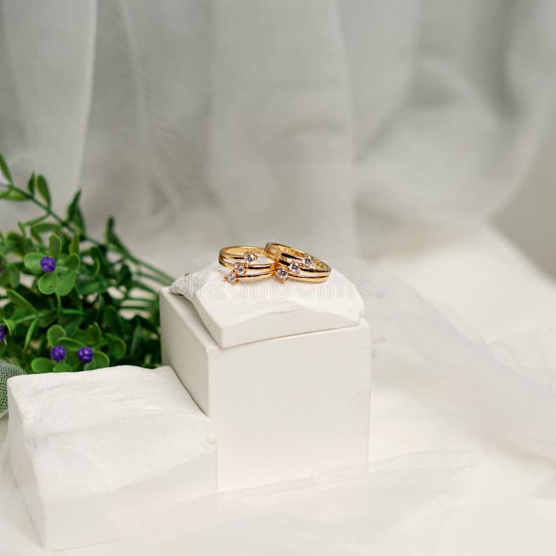 Wedding Ring with a Nature Theme. Stock Image - Image of celebration ...