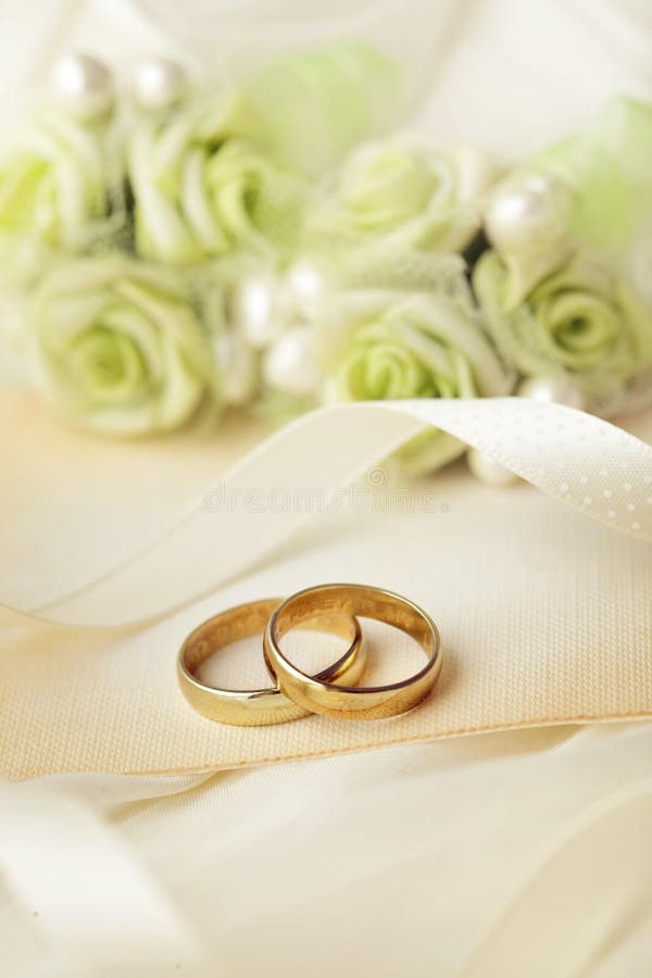 Wedding rings stock photo. Image of celebration, gold - 32455194