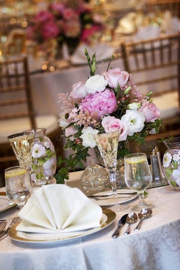 Tische für Gastronomie während einer Hochzeit Veranstaltung.