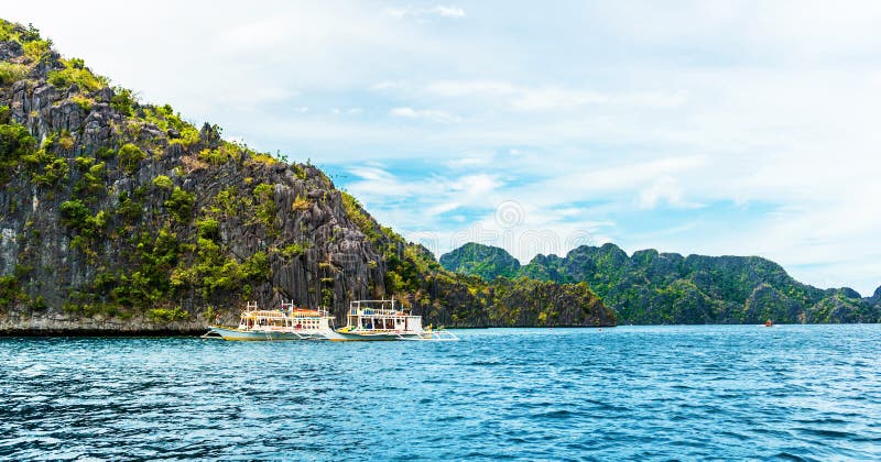 Weergeven van het landschap van het eiland, Busuanga, Coron, Filippijnen Exemplaarruimte voor tekst royalty-vrije stock fotografie Weergeven van het landschap van het eiland, Busuanga, Coron, Filippijnen Exemplaarruimte voor tekst royalty-vrije stock fotografie
