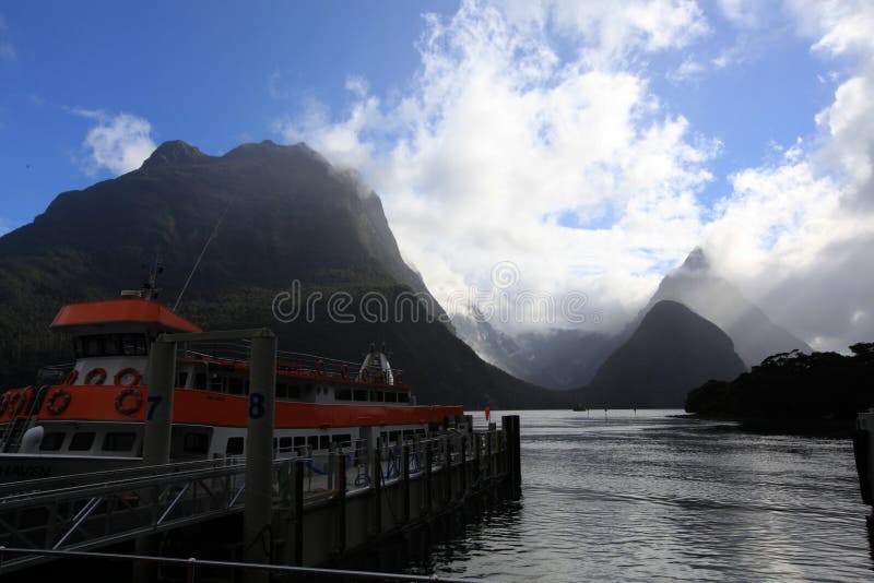 Weergeven van mildfordgeluid stock foto Weergeven van mildfordgeluid stock foto