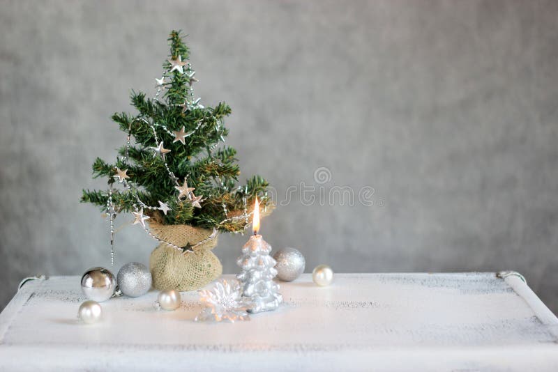 Weihnachtsbaum mit Kerze lizenzfreie stockfotografie Weihnachtsbaum mit Kerze lizenzfreie stockfotografie