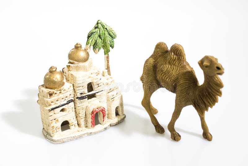 Weihnachtsdekorationen, Krippenhäuser lokalisiert in einem Weiß stockbild Weihnachtsdekorationen, Krippenhäuser lokalisiert in einem Weiß stockbild