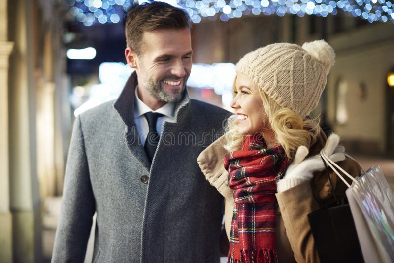 Weihnachtseinkaufen, Idee für Ihre Auslegung lizenzfreies stockfoto Weihnachtseinkaufen, Idee für Ihre Auslegung lizenzfreies stockfoto