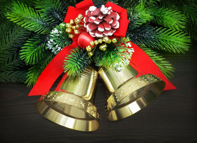 Weihnachtsglocken Auf Farbigem Konfettihintergrund, Weihnachtskonzept ...