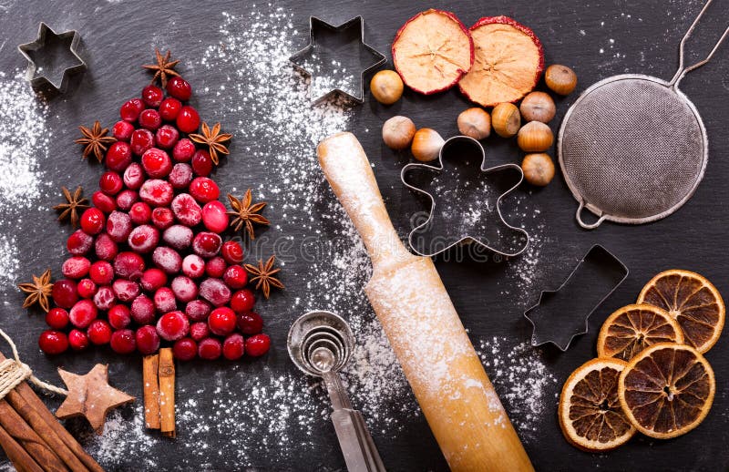 Weihnachtslebensmittel Bestandteile für das Kochen der Weihnachtsbäckerei, Spitze VI stockfotos