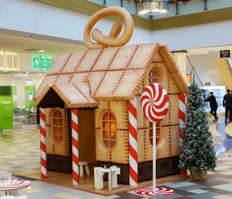 Weihnachtslebkuchen Loge-Installation lizenzfreie stockfotos Weihnachtslebkuchen Loge-Installation lizenzfreie stockfotos