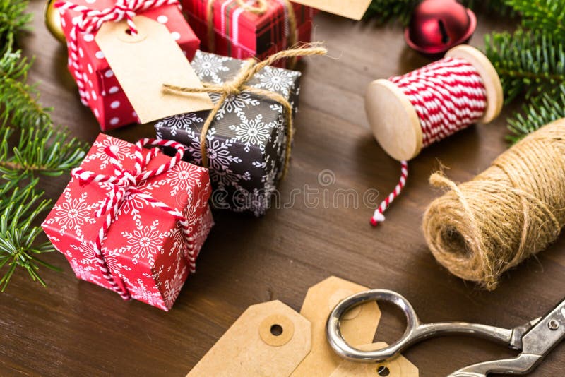 Weihnachtspakete - cadeau de Noël image stock
