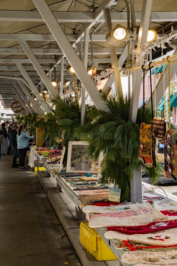 Weihnachtszeit am Roanoke-Landwirt-Markt stockbilder Weihnachtszeit am Roanoke-Landwirt-Markt stockbilder