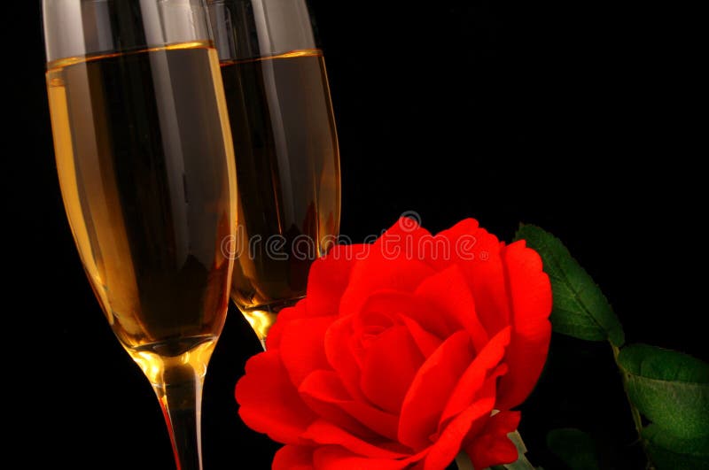 Wein und Blumen stockbild. Bild von blume, luftblase, relax 4045887