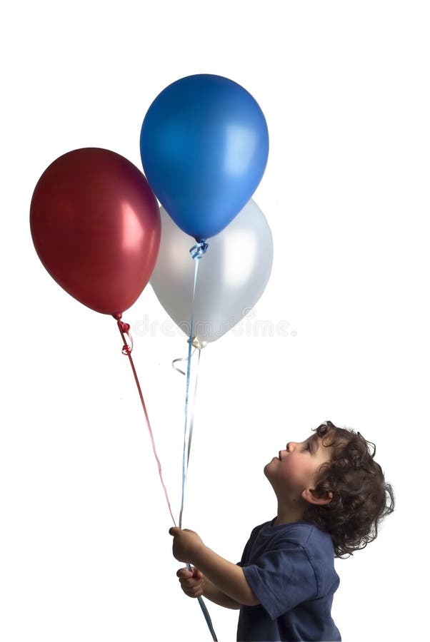 Kleine jongen rode, blauwe en witte ballonnen stock fotografie
